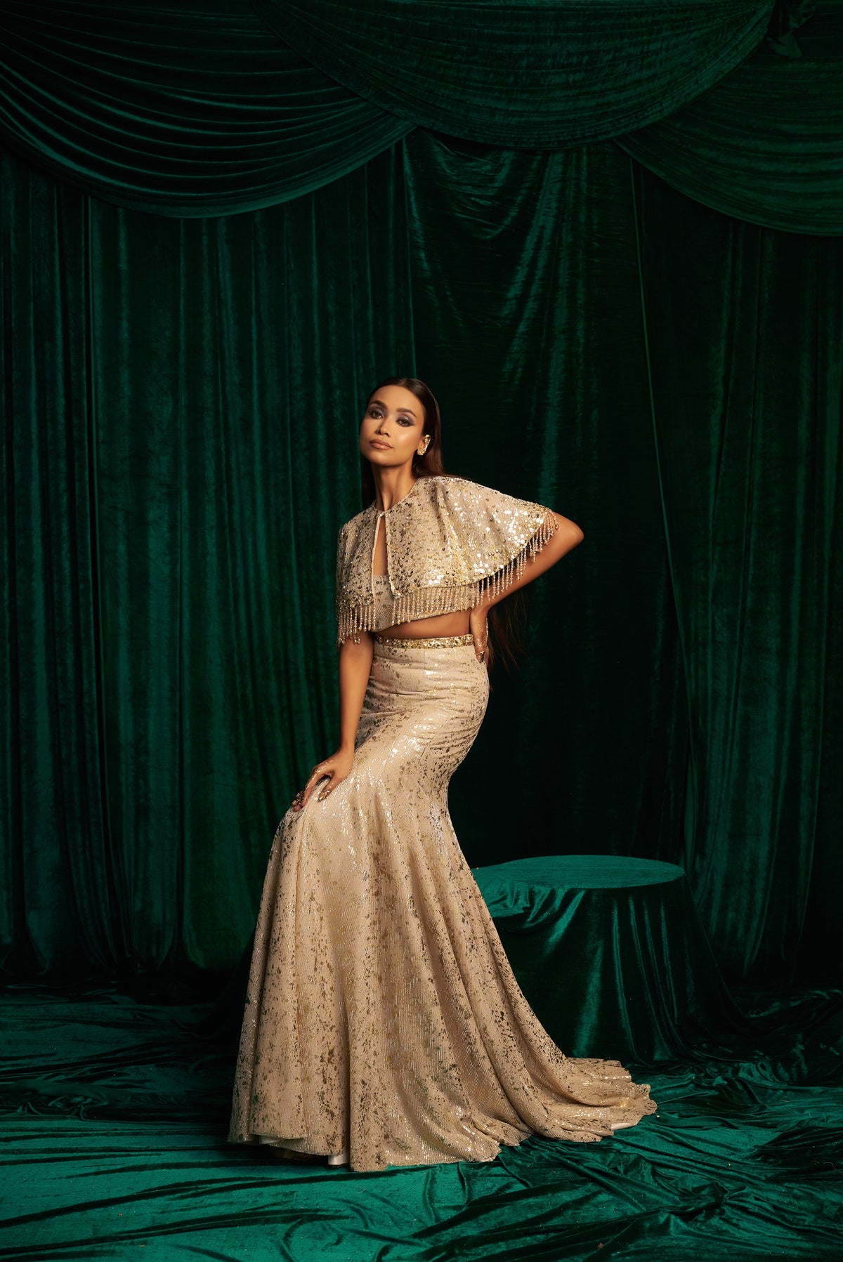 Embroidered Short Cape With Fishtail Skirt — image 1