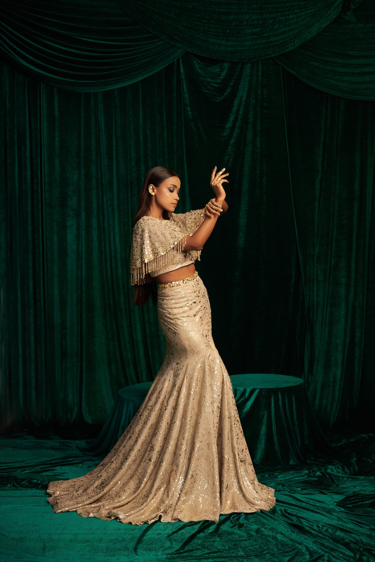 Embroidered Short Cape With Fishtail Skirt — image 2