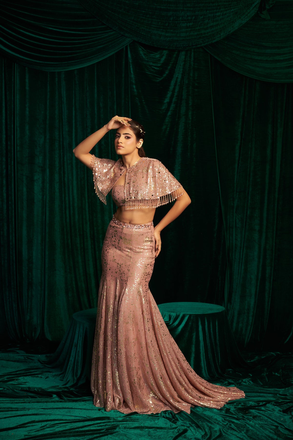 Embroidered Short Cape With Fishtail Skirt — image 6
