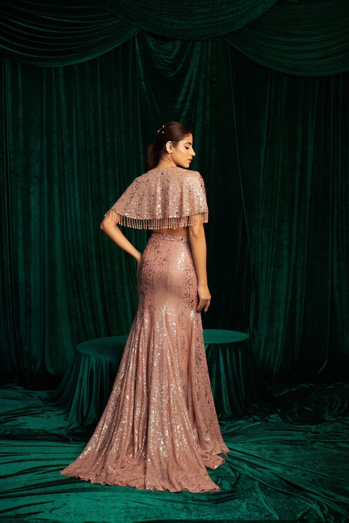 Embroidered Short Cape With Fishtail Skirt — image 7