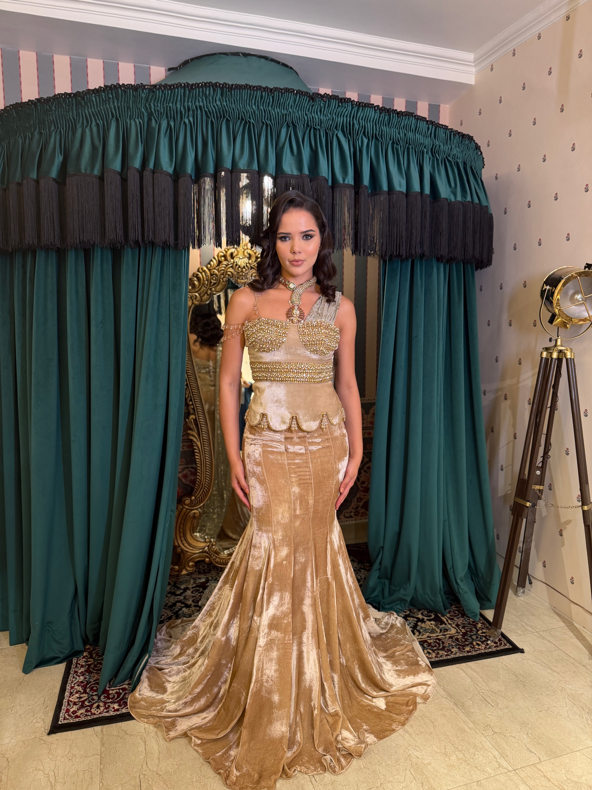 Gold silk velvet scallop top with fishtail skirt